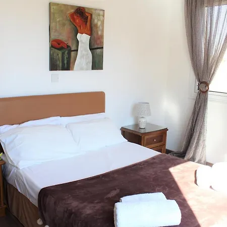 Natali In A Perfect Location Paralimni