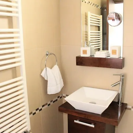 Natali In A Perfect Location Villa Paralimni