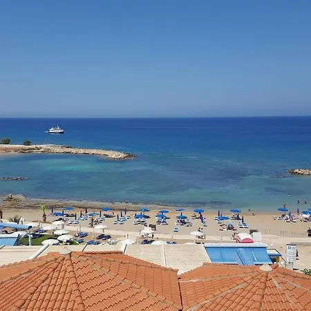 Natali In A Perfect Location *