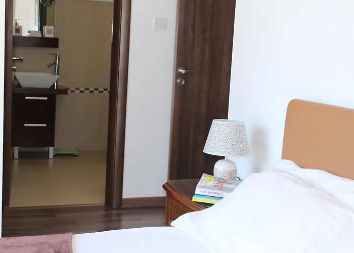 Natali In A Perfect Location Vilă